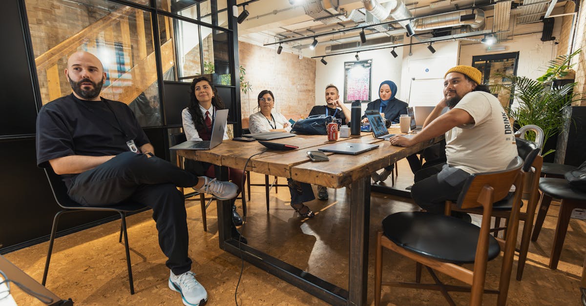 各样老微信买卖：详情下载教程app注册口令